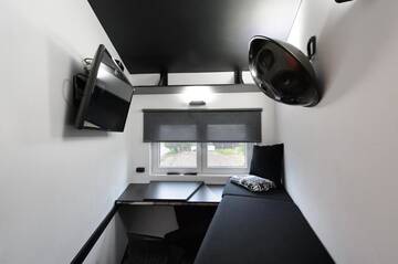 Фото номера Дом с 1 спальней Дома для отпуска Karu Glamping / Extreme Hotel г. Выру 44