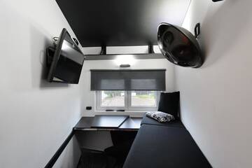 Фото номера Дом с 1 спальней Дома для отпуска Karu Glamping / Extreme Hotel г. Выру 20